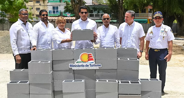 Turismo invierte RD$128 millones para combatir el sargazo y fortalecer la limpieza de playas